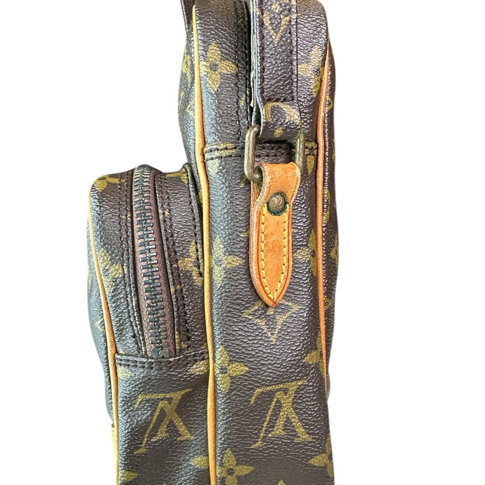 Louis Vuitton Black and Brown Monogram Messenger Bag - Picture 4 of 8